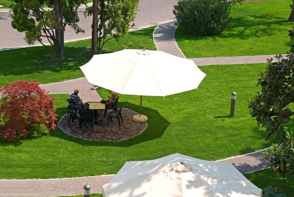 Hotel Columbia Terme Abano Terme Exterior foto